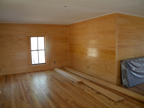 hidingplaceinside_medium.JPG (500x375)px